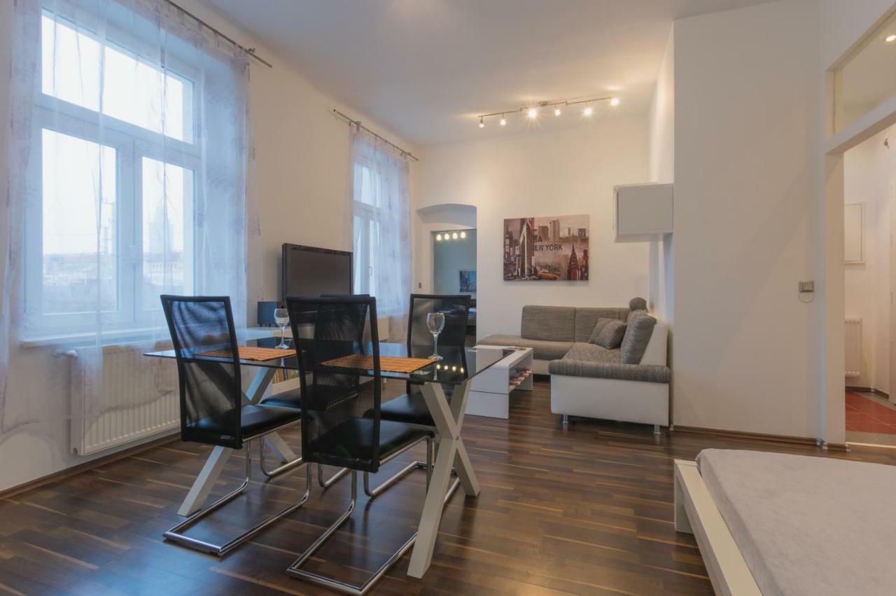 Spacious Apartment In Center With Terrace Wien Eksteriør billede