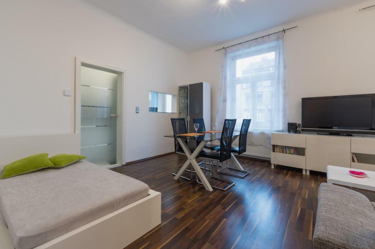Spacious Apartment In Center With Terrace Wien Eksteriør billede
