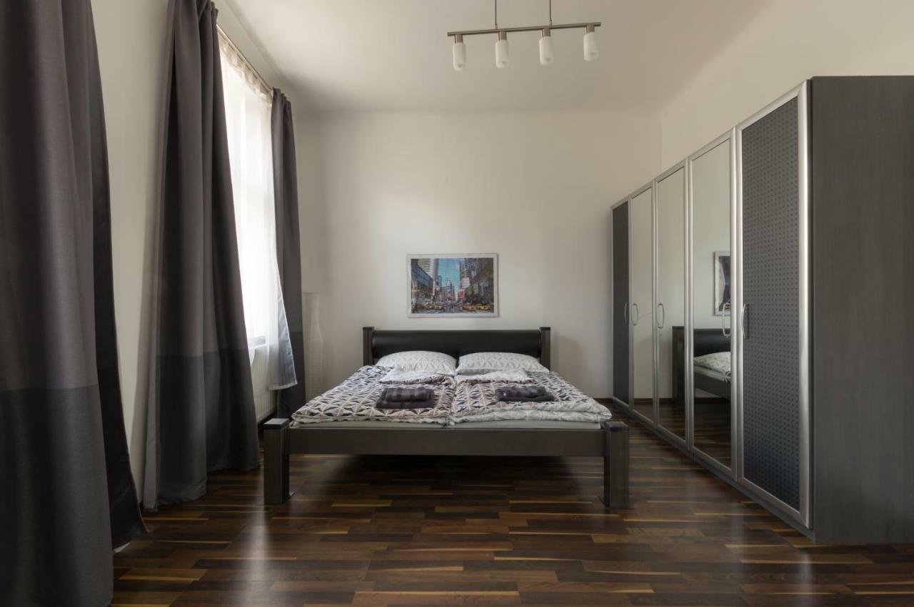 Spacious Apartment In Center With Terrace Wien Eksteriør billede